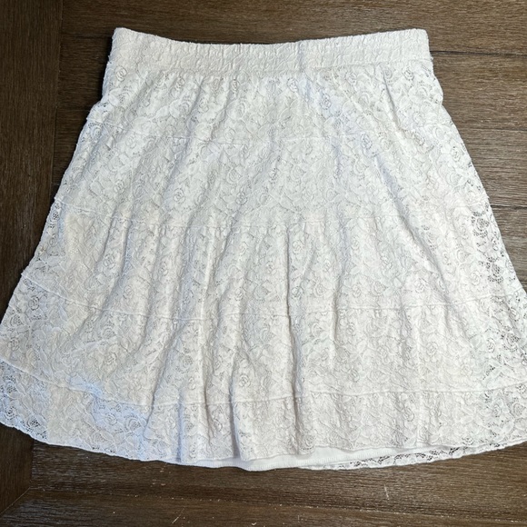 House of CB Dresses & Skirts - White skirt size 1x